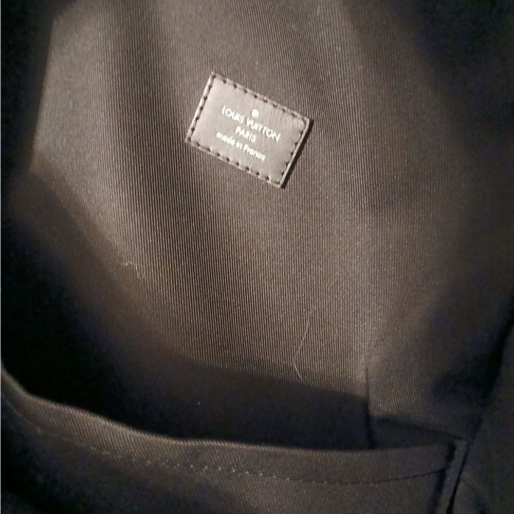 Louis Vuitton monogram eclipse backpack - Picture 8 of 8